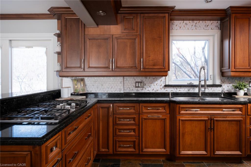 14227 Trafalgar Road Property Photo 17