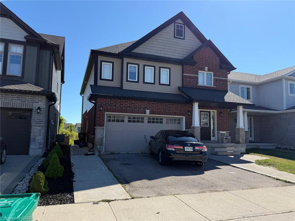 11 Castlebay Street Property Photo 1