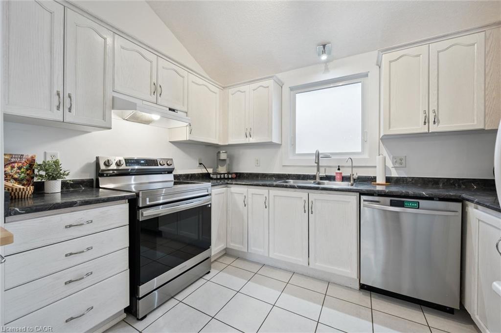 38 Borland Drive Property Photo 13