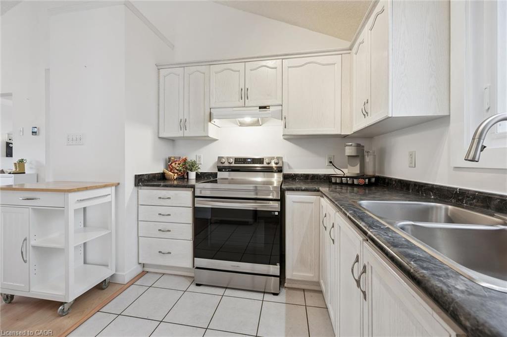 38 Borland Drive Property Photo 15