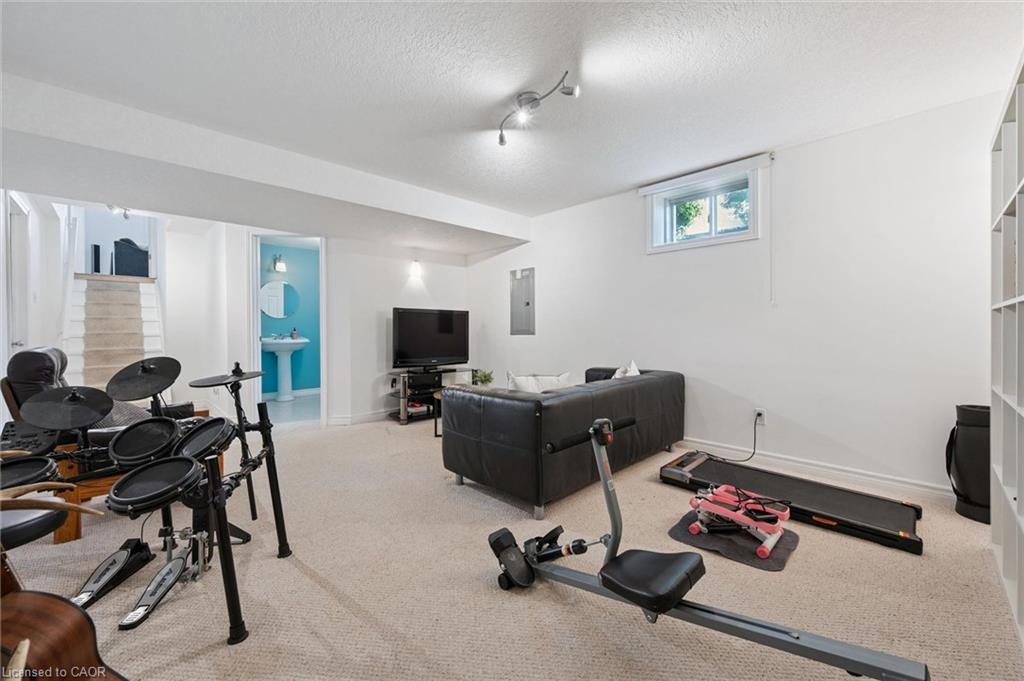 38 Borland Drive Property Photo 32