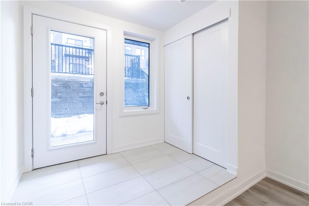 M10-40 Palace Street