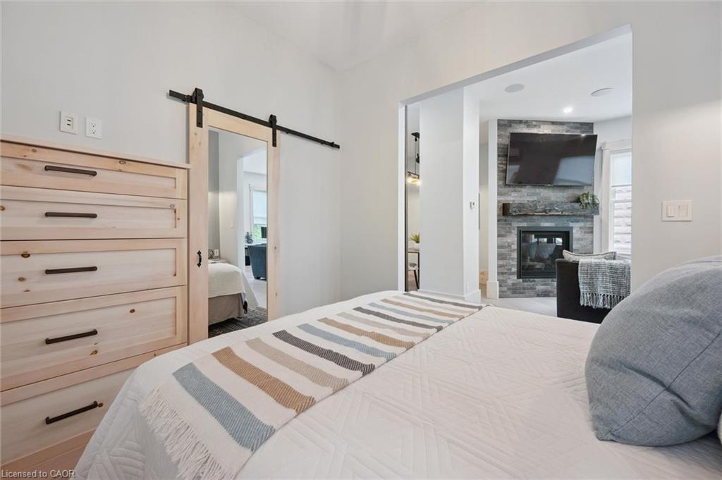 183 Elizabeth Street Property Photo 17