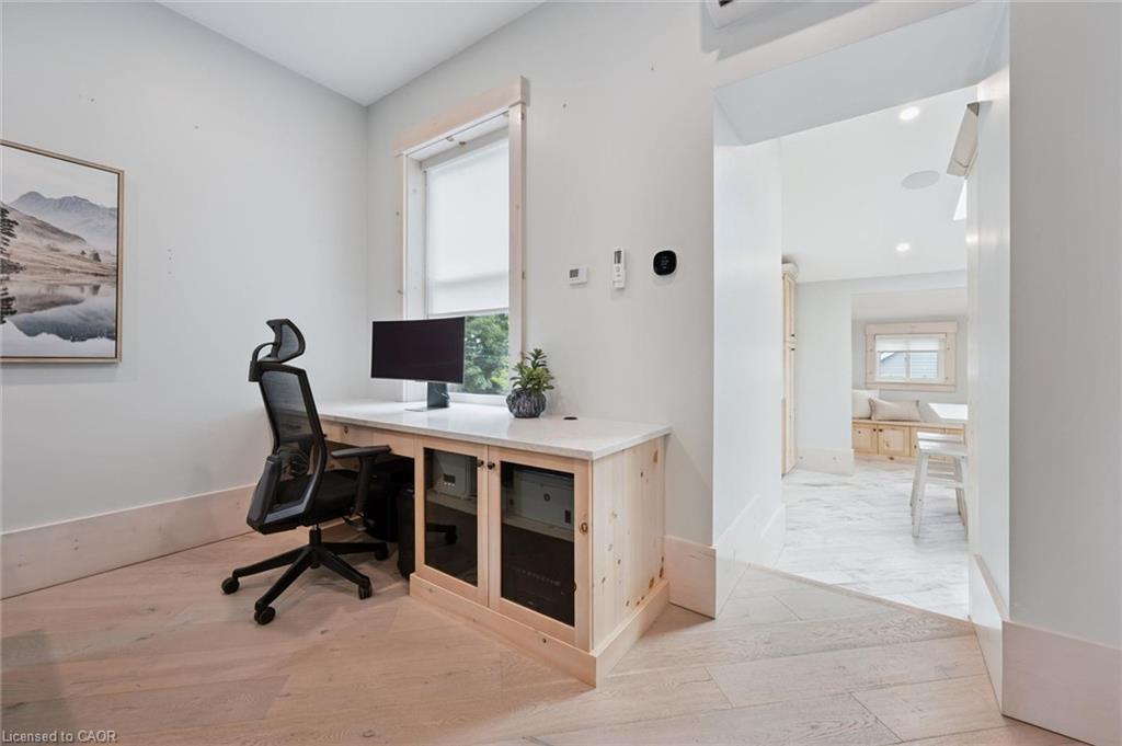 183 Elizabeth Street Property Photo 20