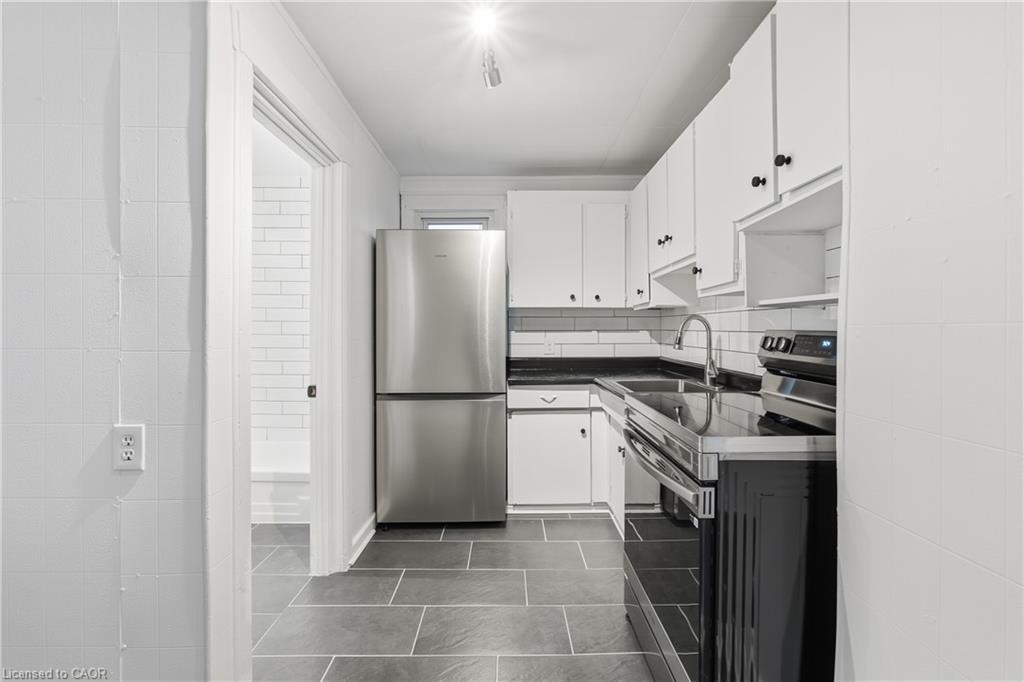 27 Albert Street Property Photo 5