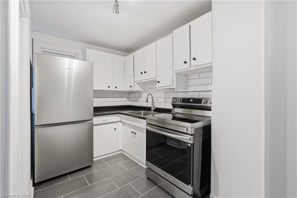 27 Albert Street Property Photo 6