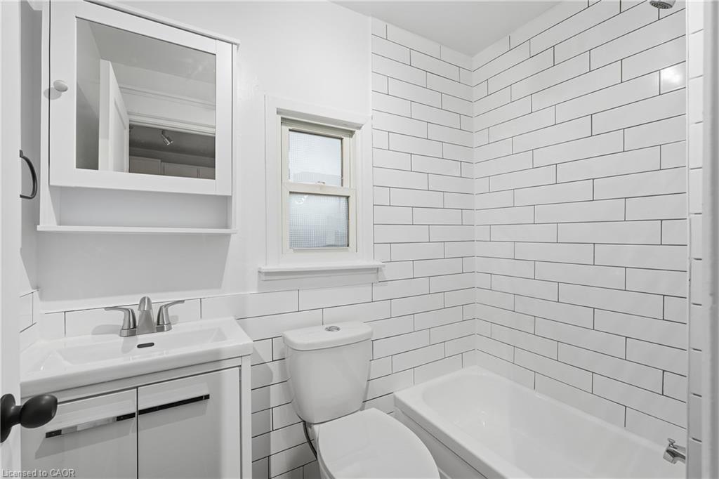 27 Albert Street Property Photo 7