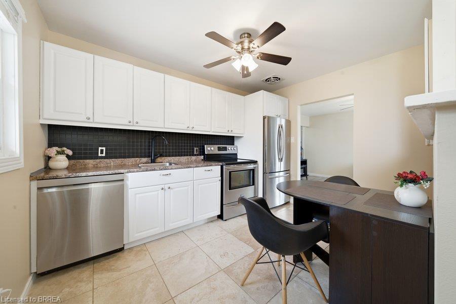 27 Frank Street Property Photo 11