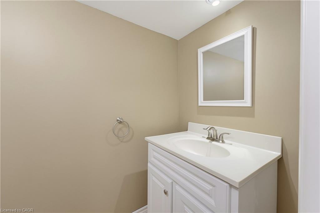 80 Highland Crescent Property Photo 28