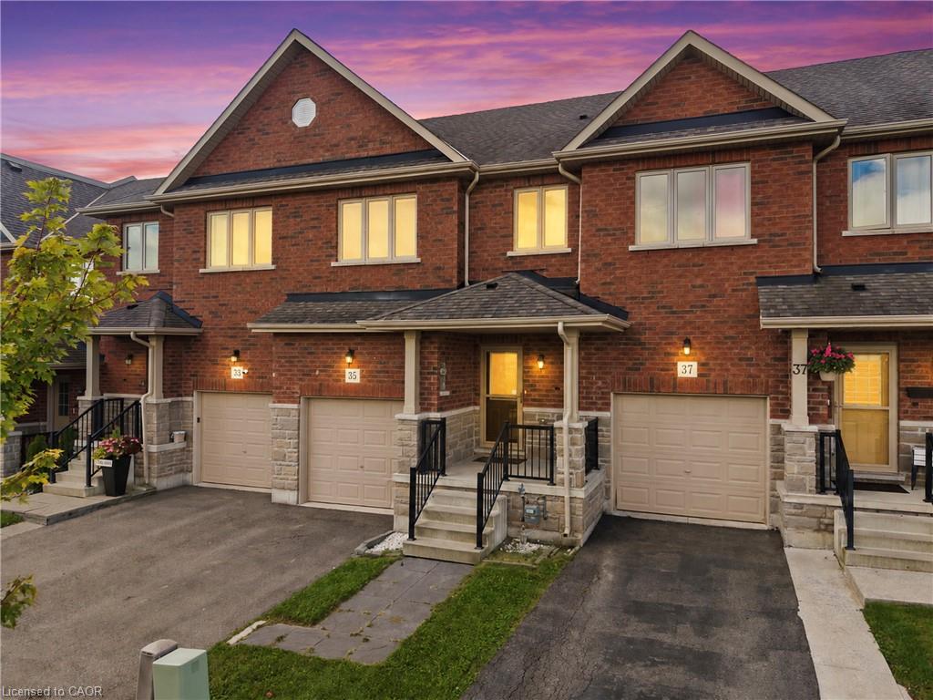 35 Sunset Way