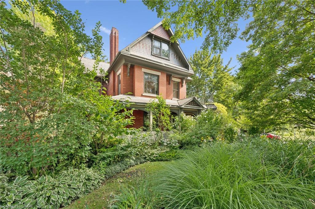 80 London Road W Property Photo 2