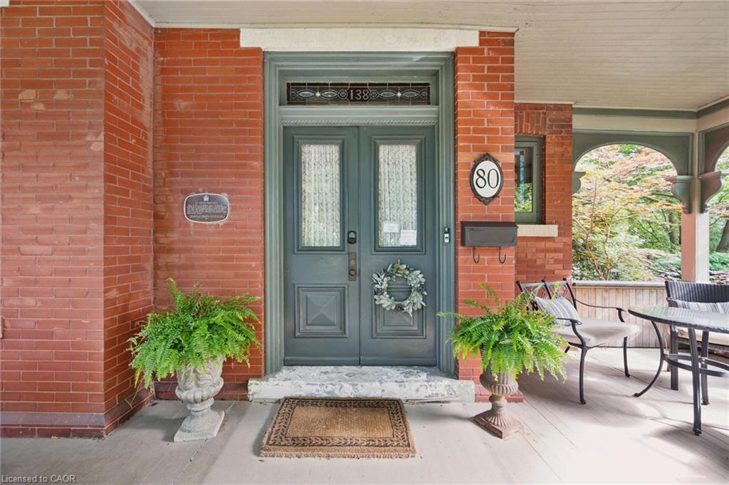 80 London Road W Property Photo 6