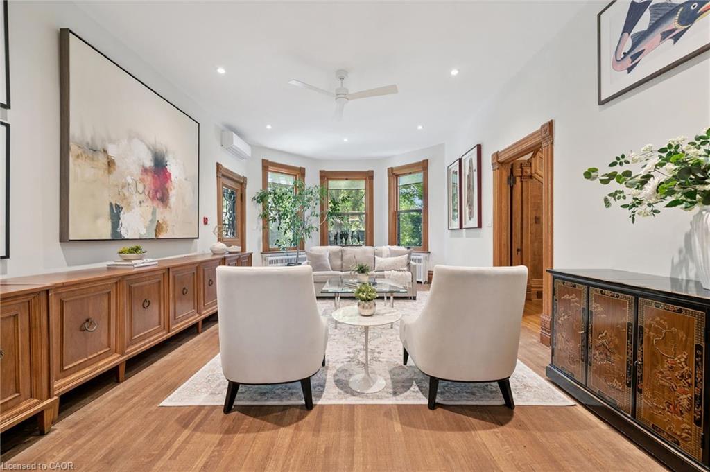 80 London Road W Property Photo 12
