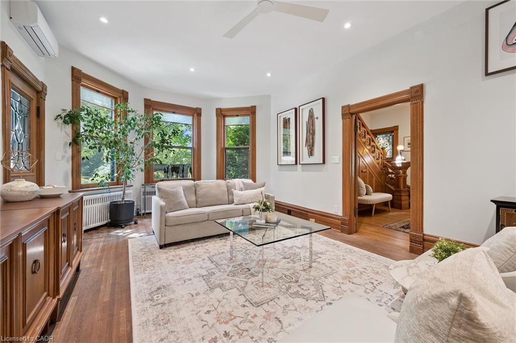 80 London Road W Property Photo 14