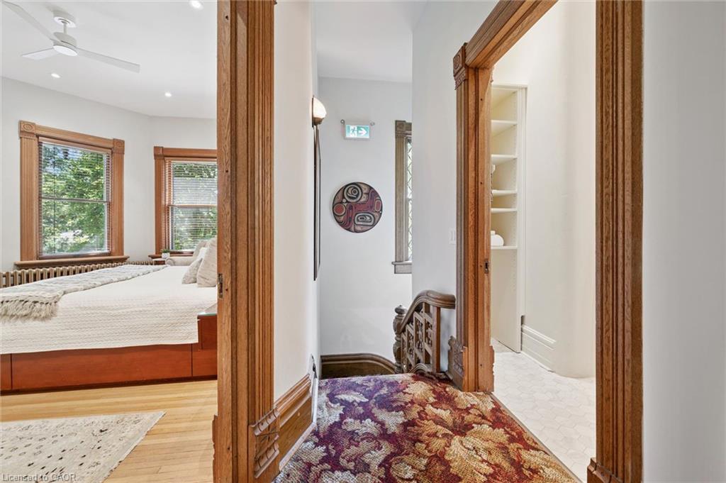 80 London Road W Property Photo 24