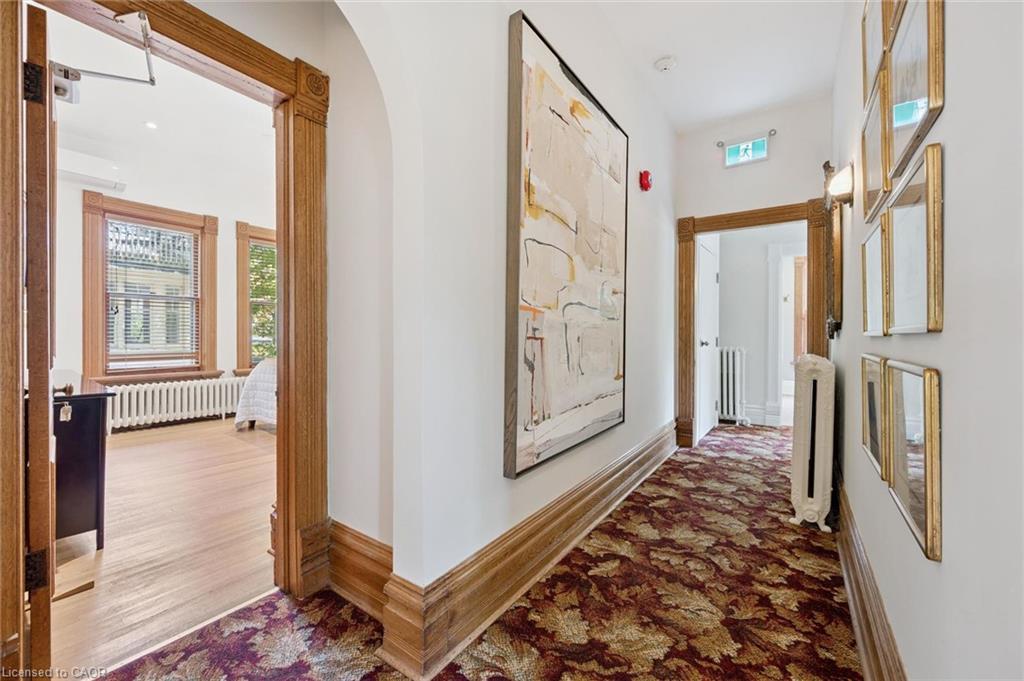 80 London Road W Property Photo 30