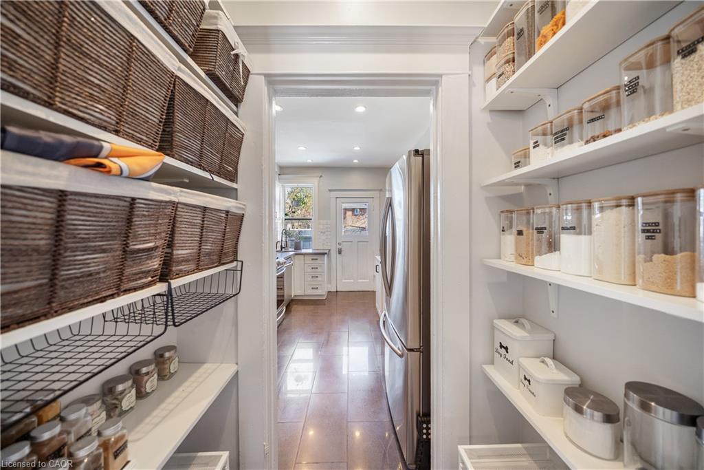 30 Lottridge Street Property Photo 19