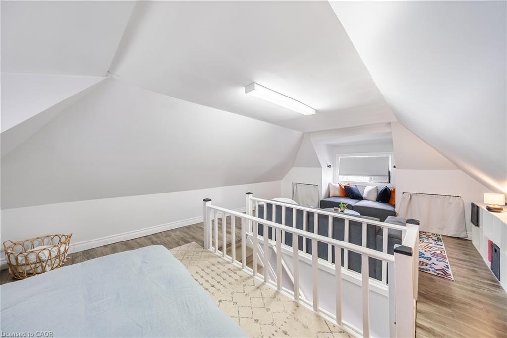30 Lottridge Street Property Photo 32