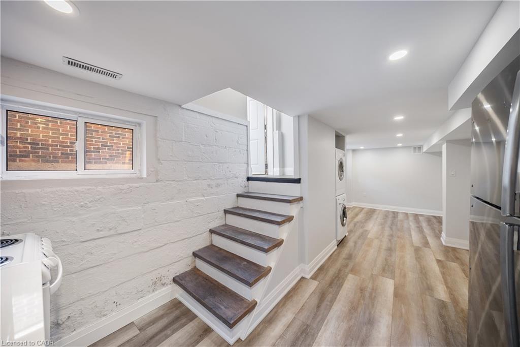 30 Lottridge Street Property Photo 37