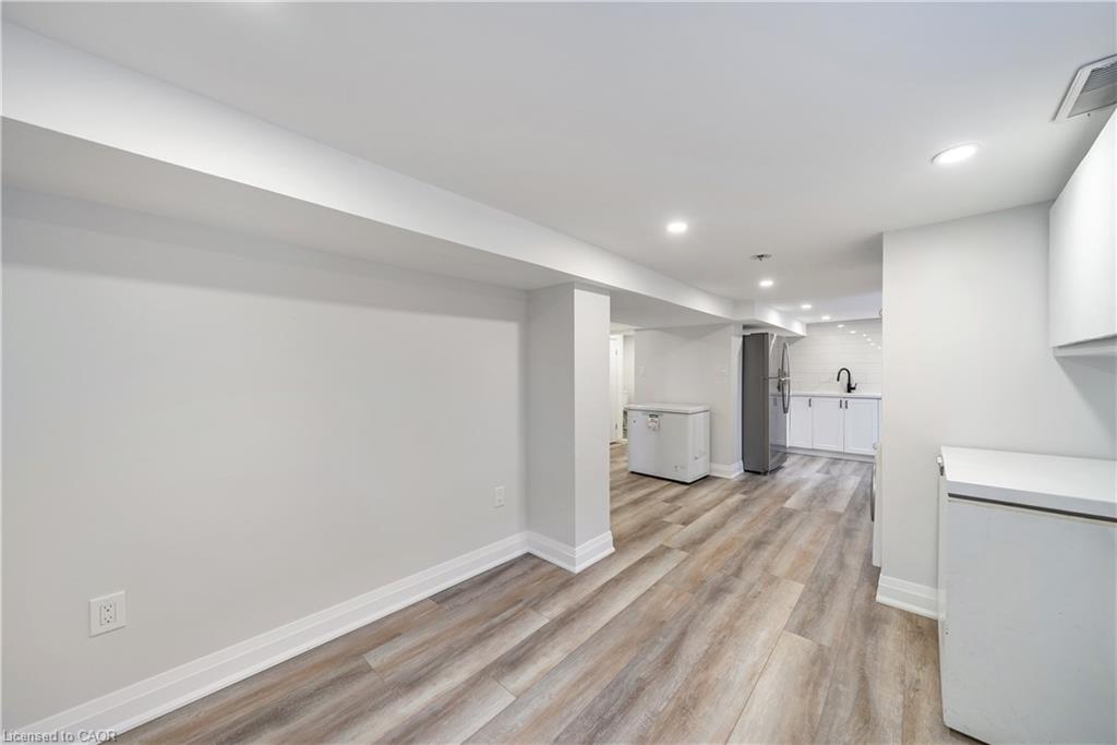 30 Lottridge Street Property Photo 41