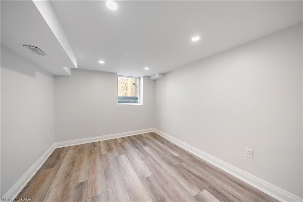 30 Lottridge Street Property Photo 43
