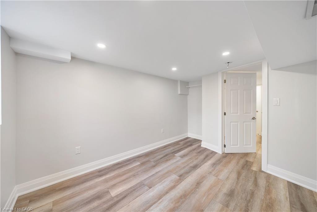 30 Lottridge Street Property Photo 44