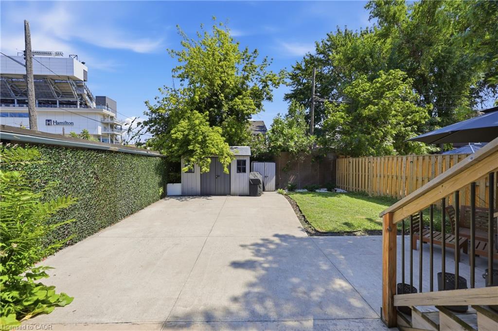 30 Lottridge Street Property Photo 47