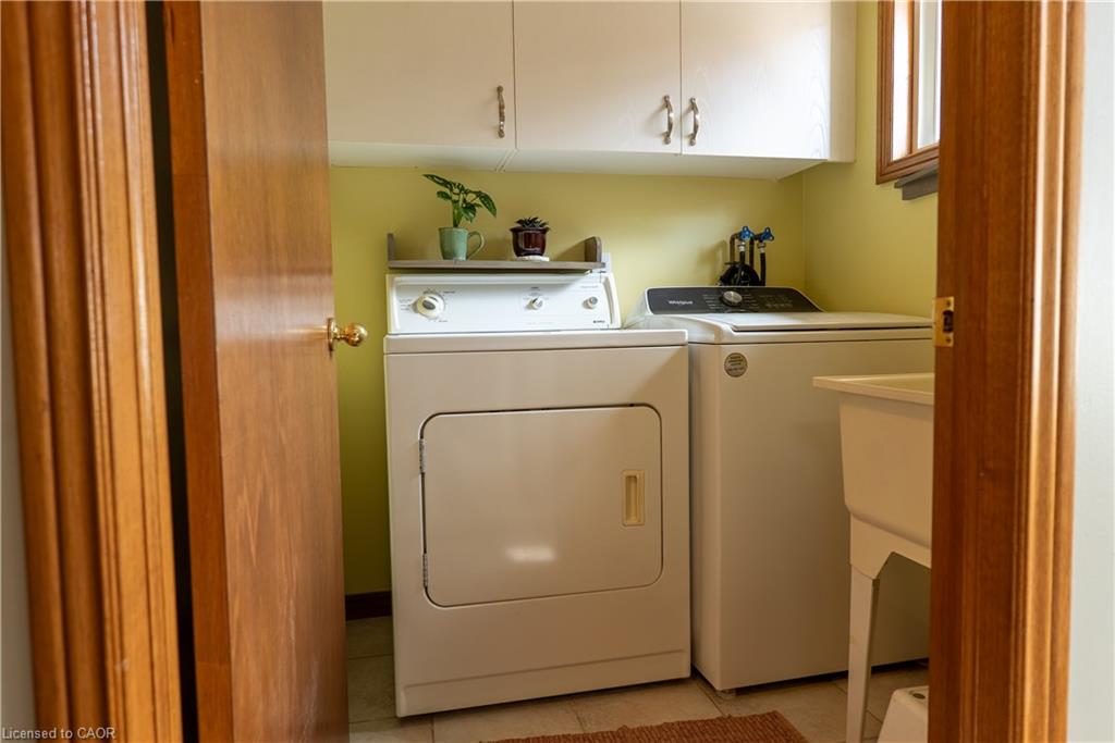 54 Republic Avenue Property Photo 15