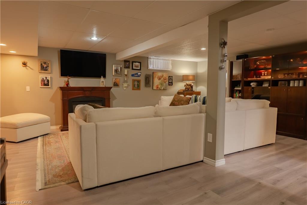 54 Republic Avenue Property Photo 17