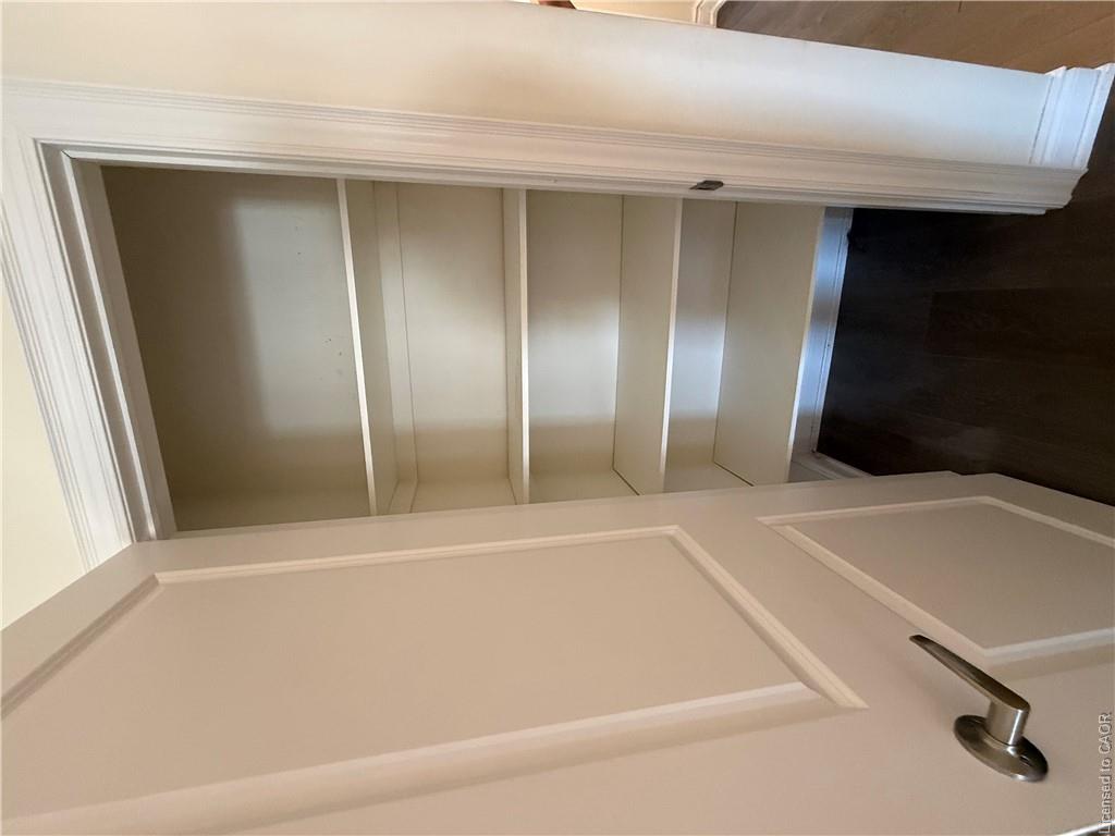 7694 Shagbark Avenue Property Photo 33