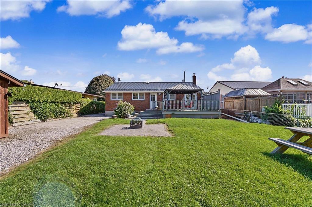 20 Freeman Drive Property Photo 10