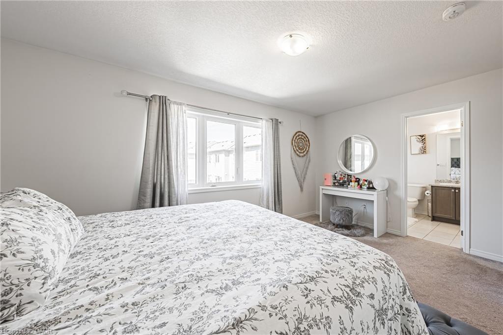 11 Mcwatters Street Property Photo 16