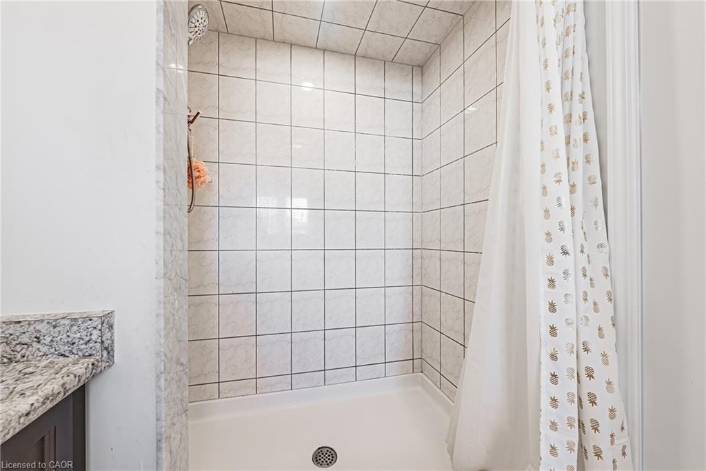 11 Mcwatters Street Property Photo 18