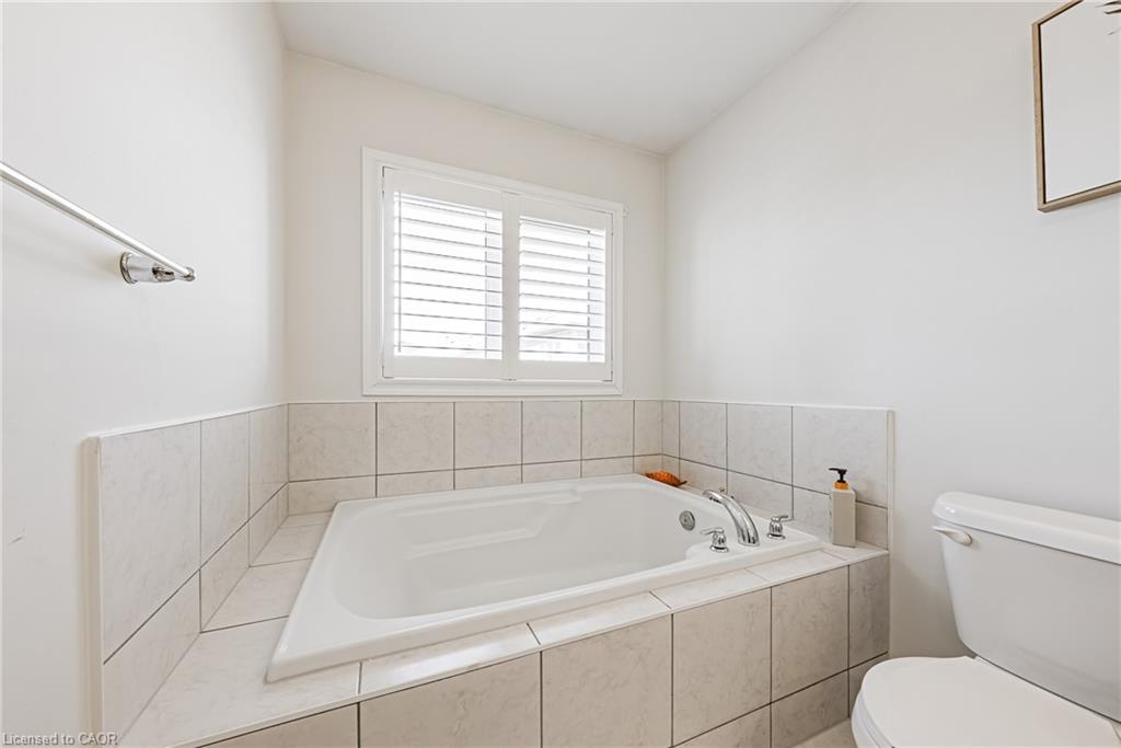 11 Mcwatters Street Property Photo 19