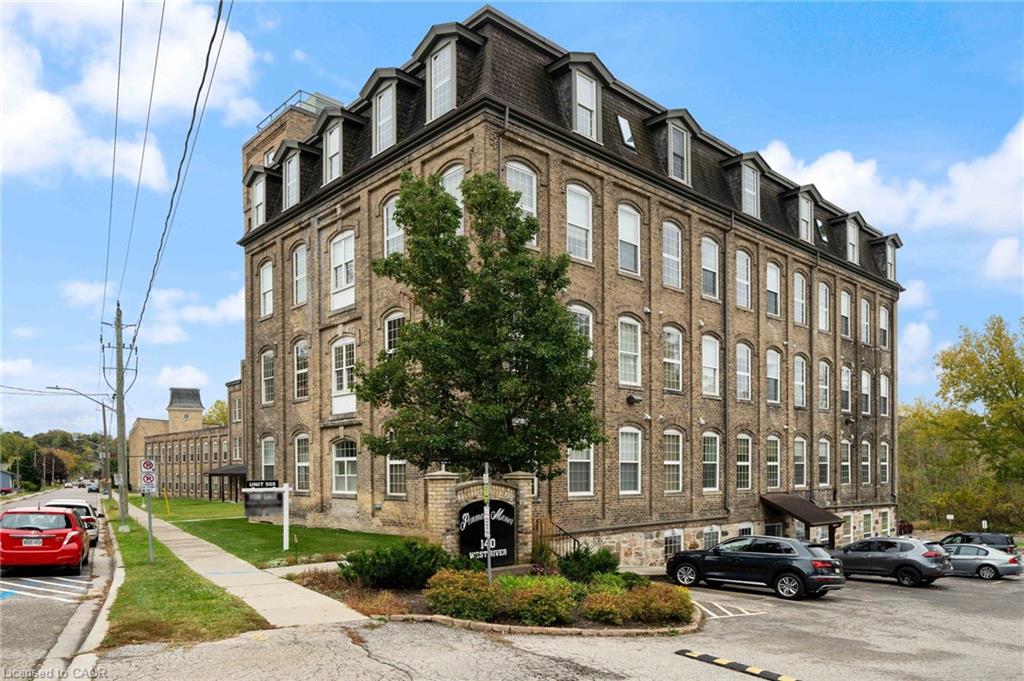 302-140 West River Street Property Photo 1