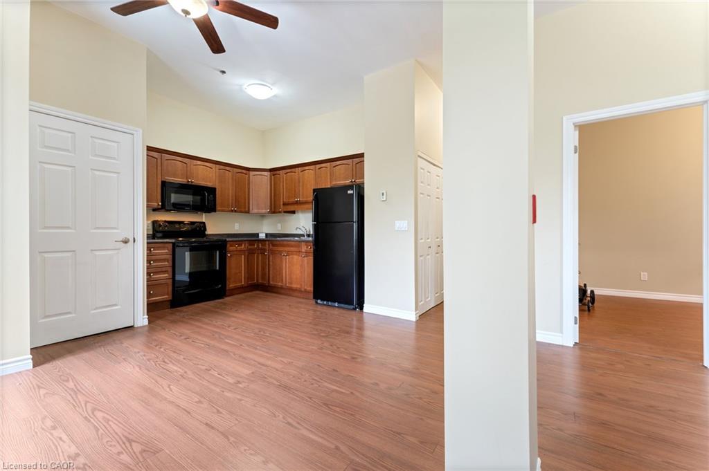 302-140 West River Street Property Photo 14