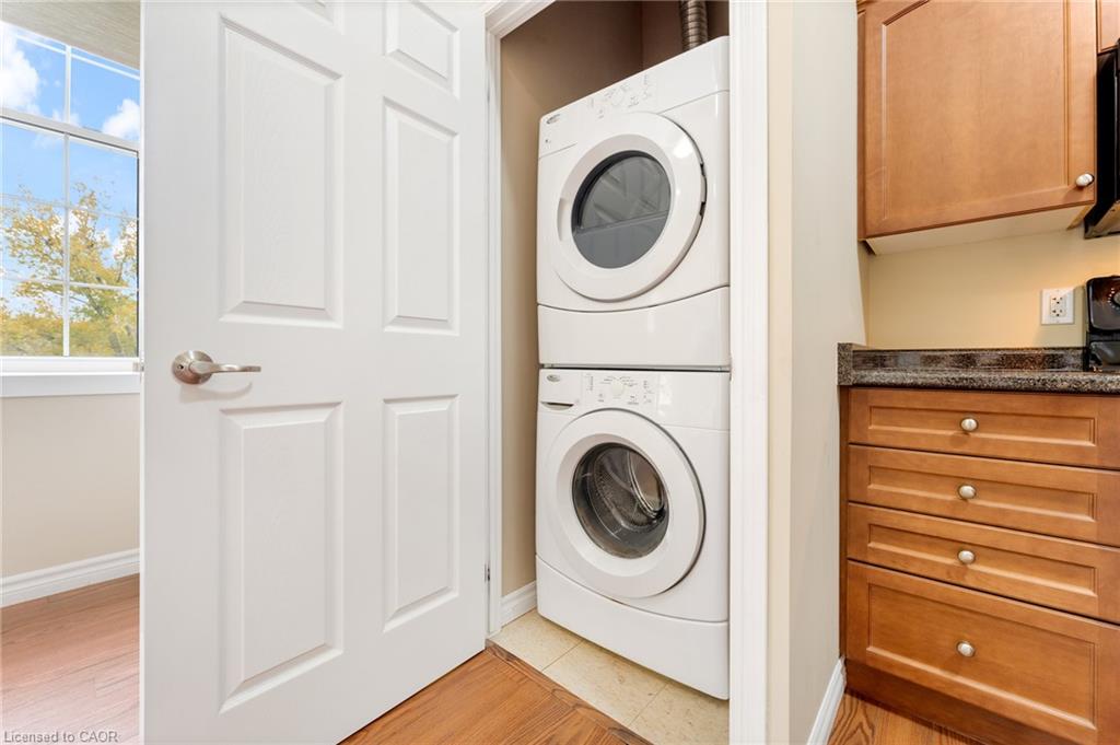 302-140 West River Street Property Photo 20