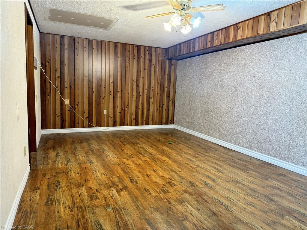 284 Bakersfield Drive Property Photo 11