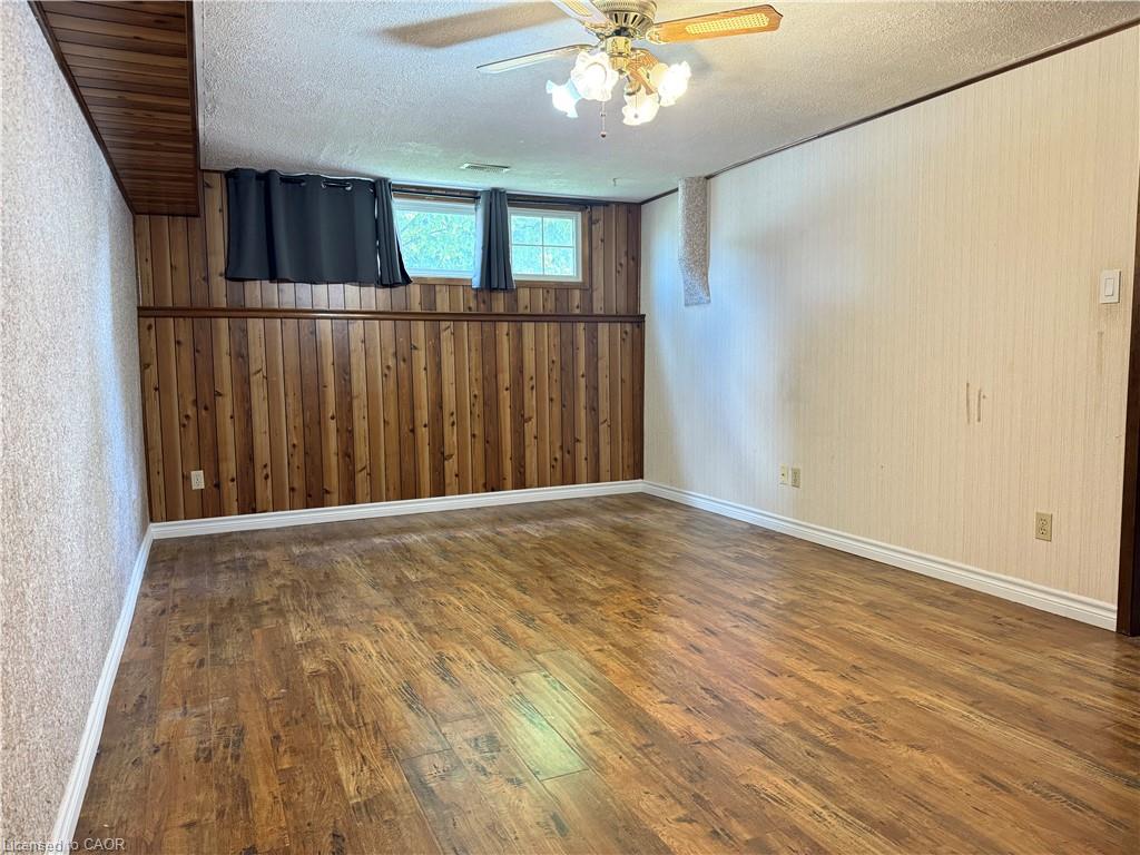 284 Bakersfield Drive Property Photo 13
