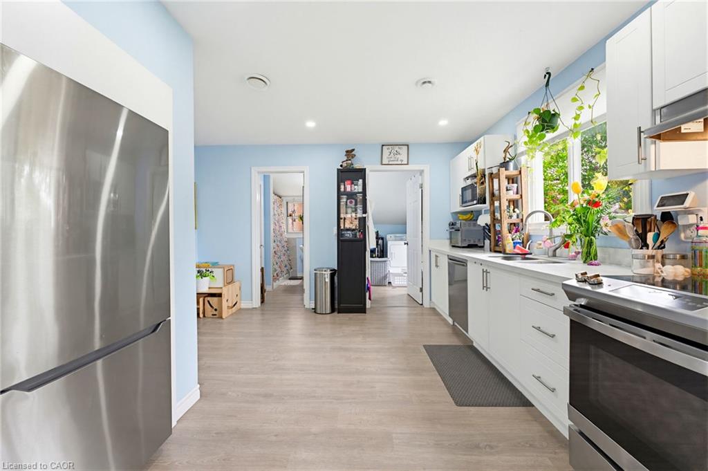 291 Park Avenue Property Photo 9