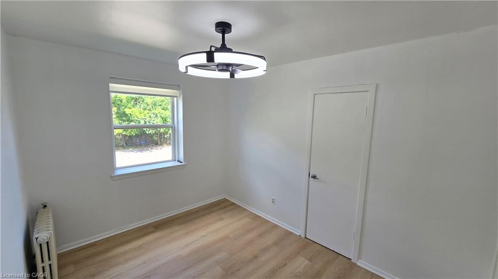 6-849 Brant Street Property Photo 7