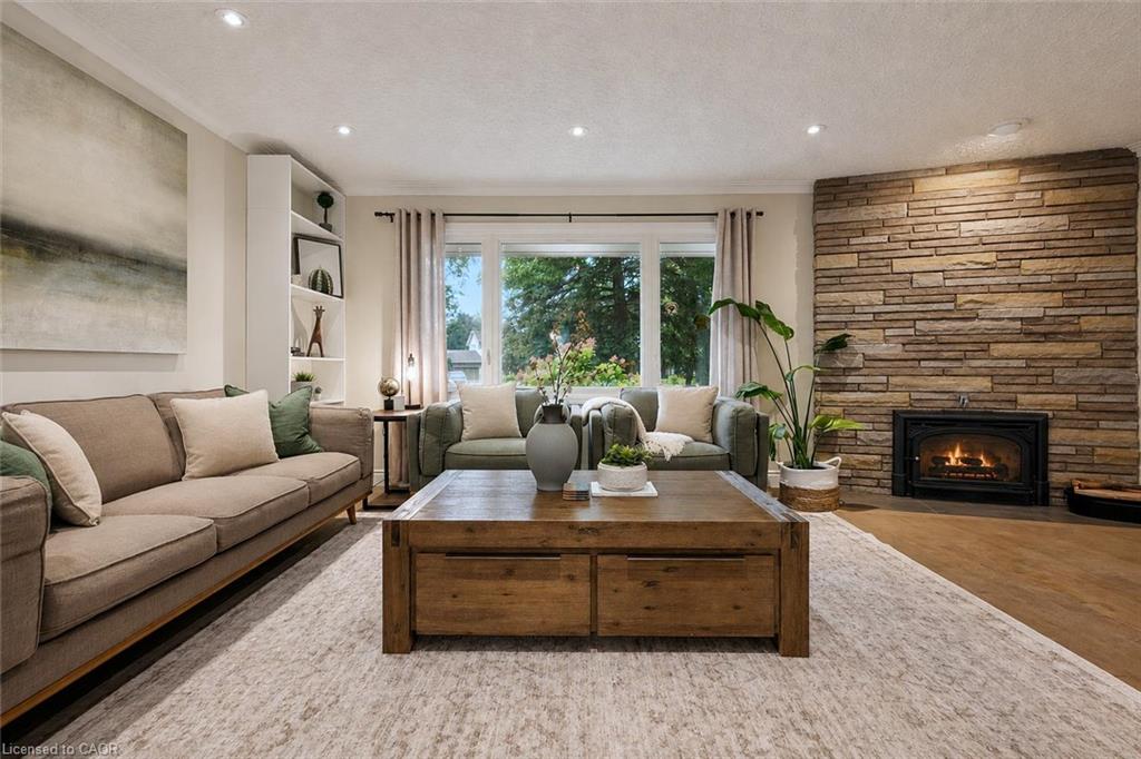 5 Tamarack Place Property Photo 5