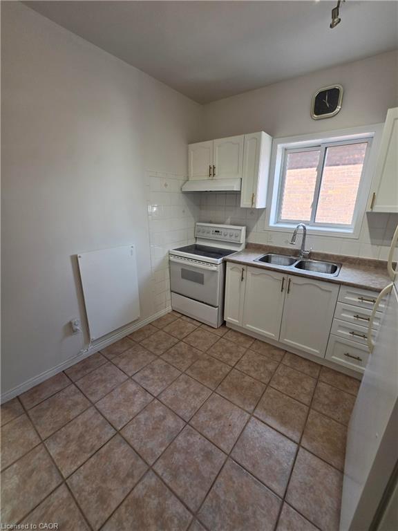 359 Barton Street E Property Photo 5