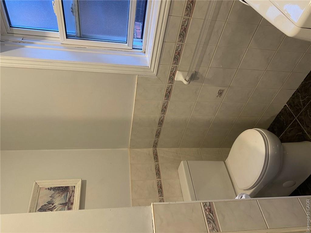 359 Barton Street E Property Photo 17