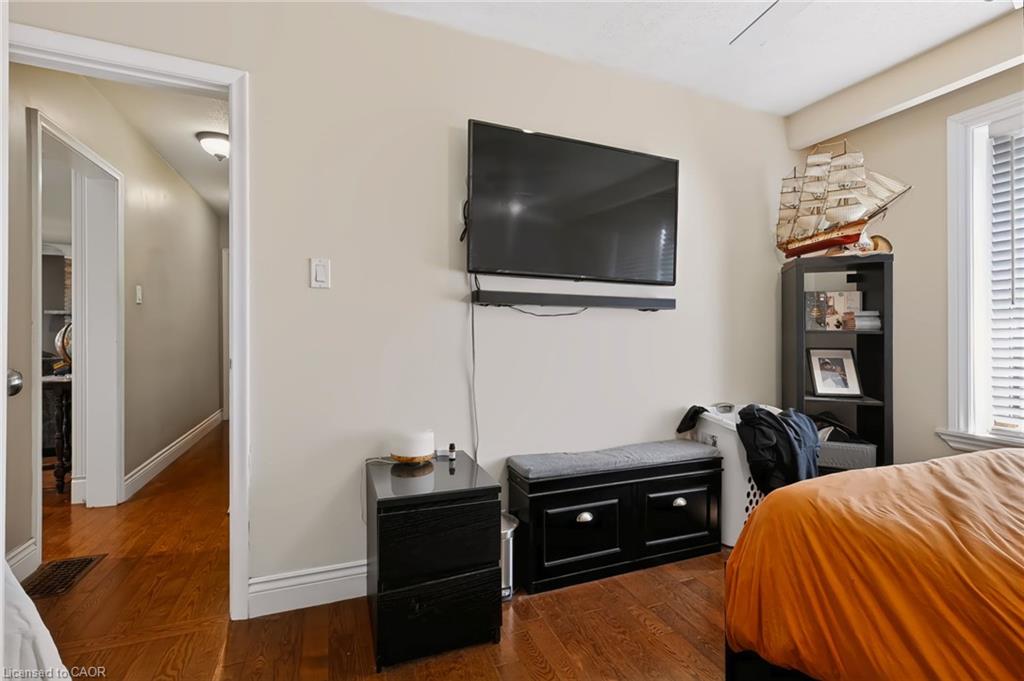 1046 Shepherds Drive Property Photo 23