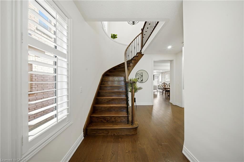 114 Chaumont Drive Property Photo 4