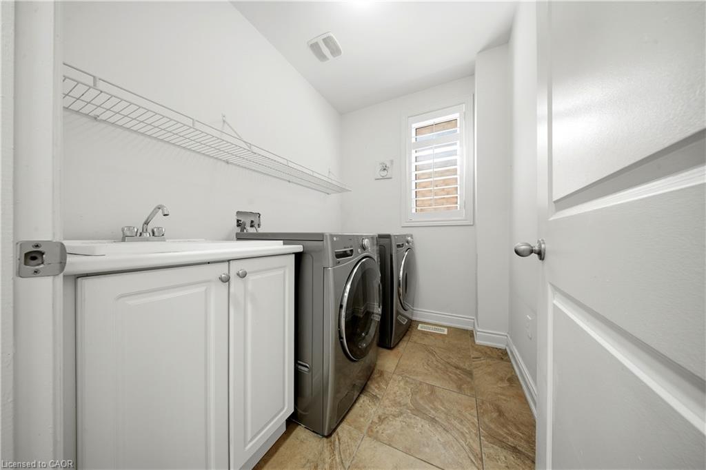 114 Chaumont Drive Property Photo 6