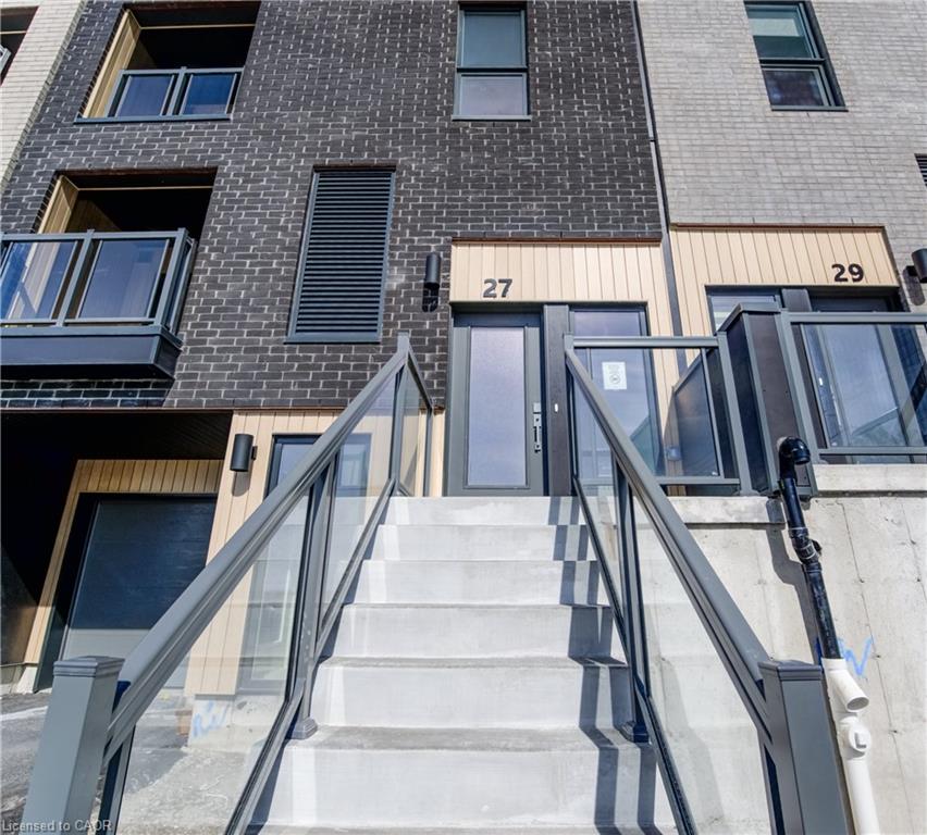 27 Urbane Boulevard Property Photo 4