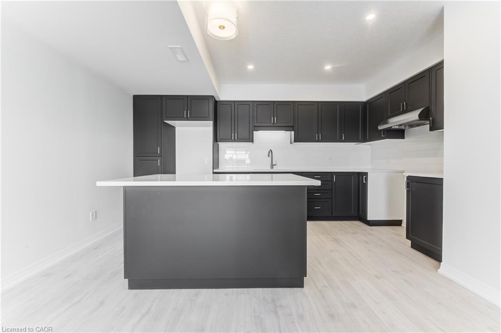27 Urbane Boulevard Property Photo 8