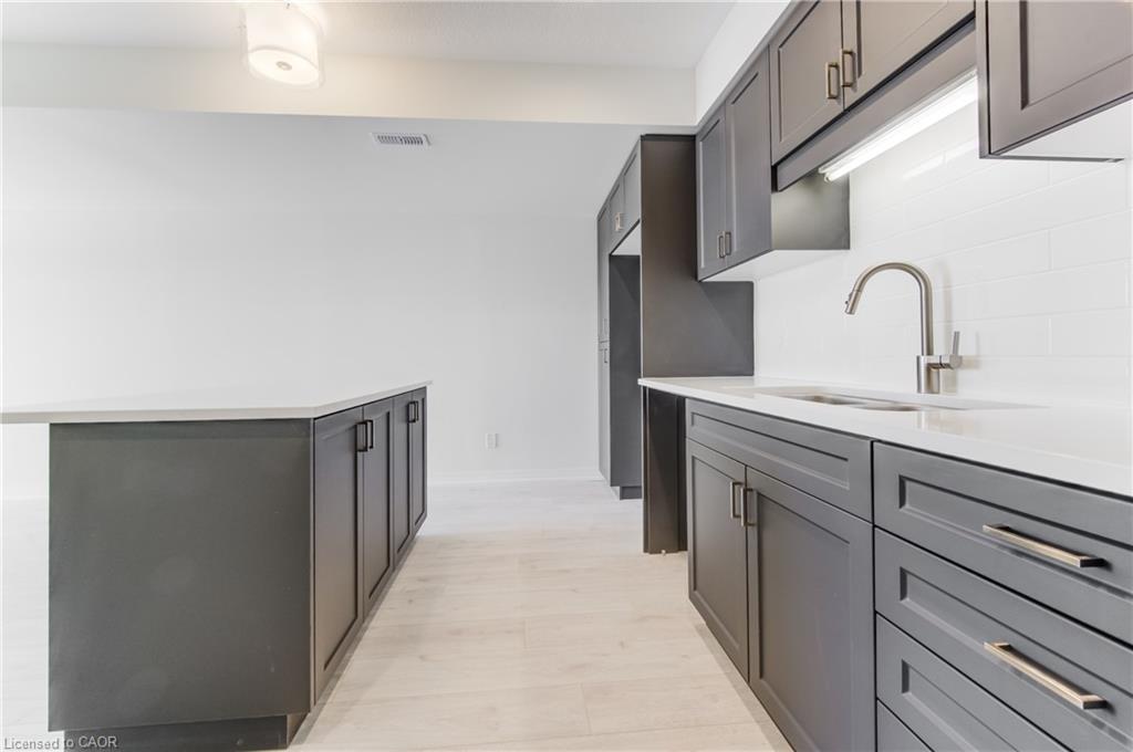 27 Urbane Boulevard Property Photo 10